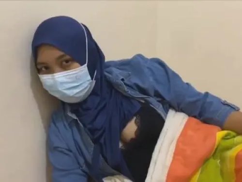 Jilbab Bispak Bikin Penasaran